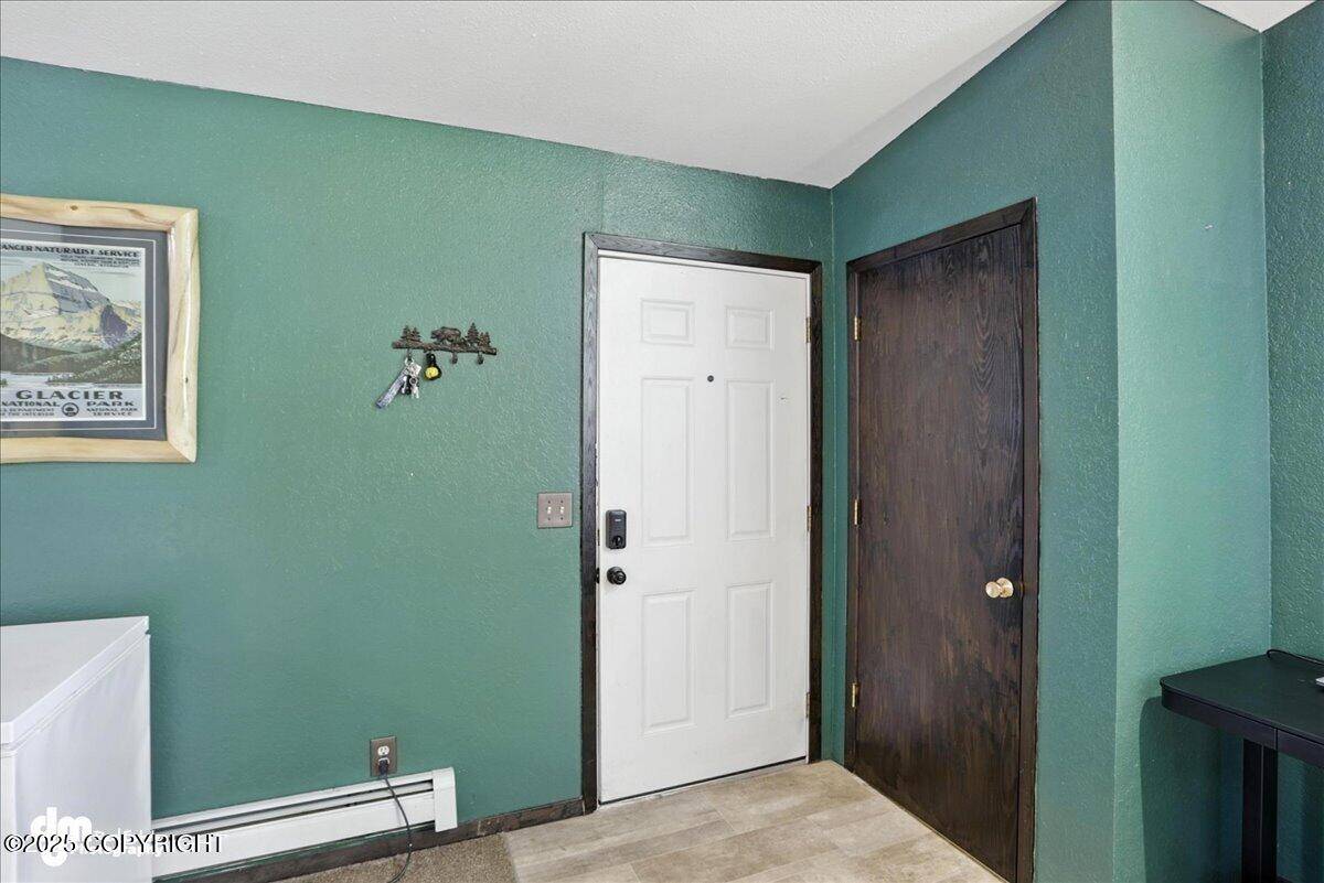 Anchorage, AK 99504,8524 Boundary AVE #G-2