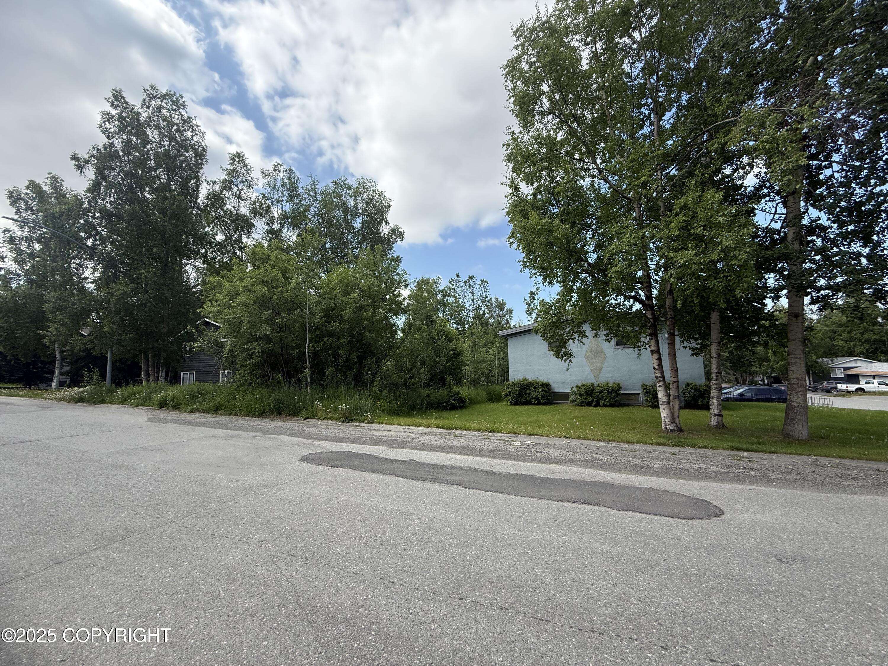 Anchorage, AK 99508,3910 Lynn DR