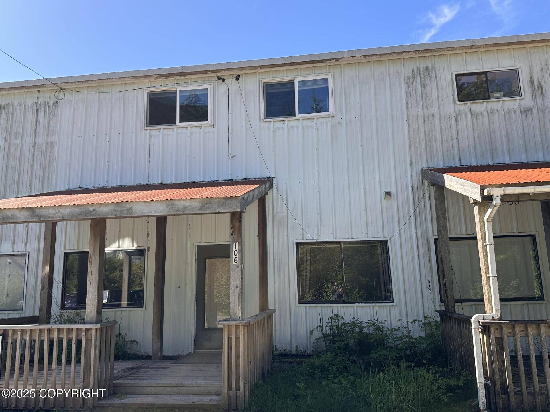 Ketchikan, AK 99901,9737 Mud Bay RD #106