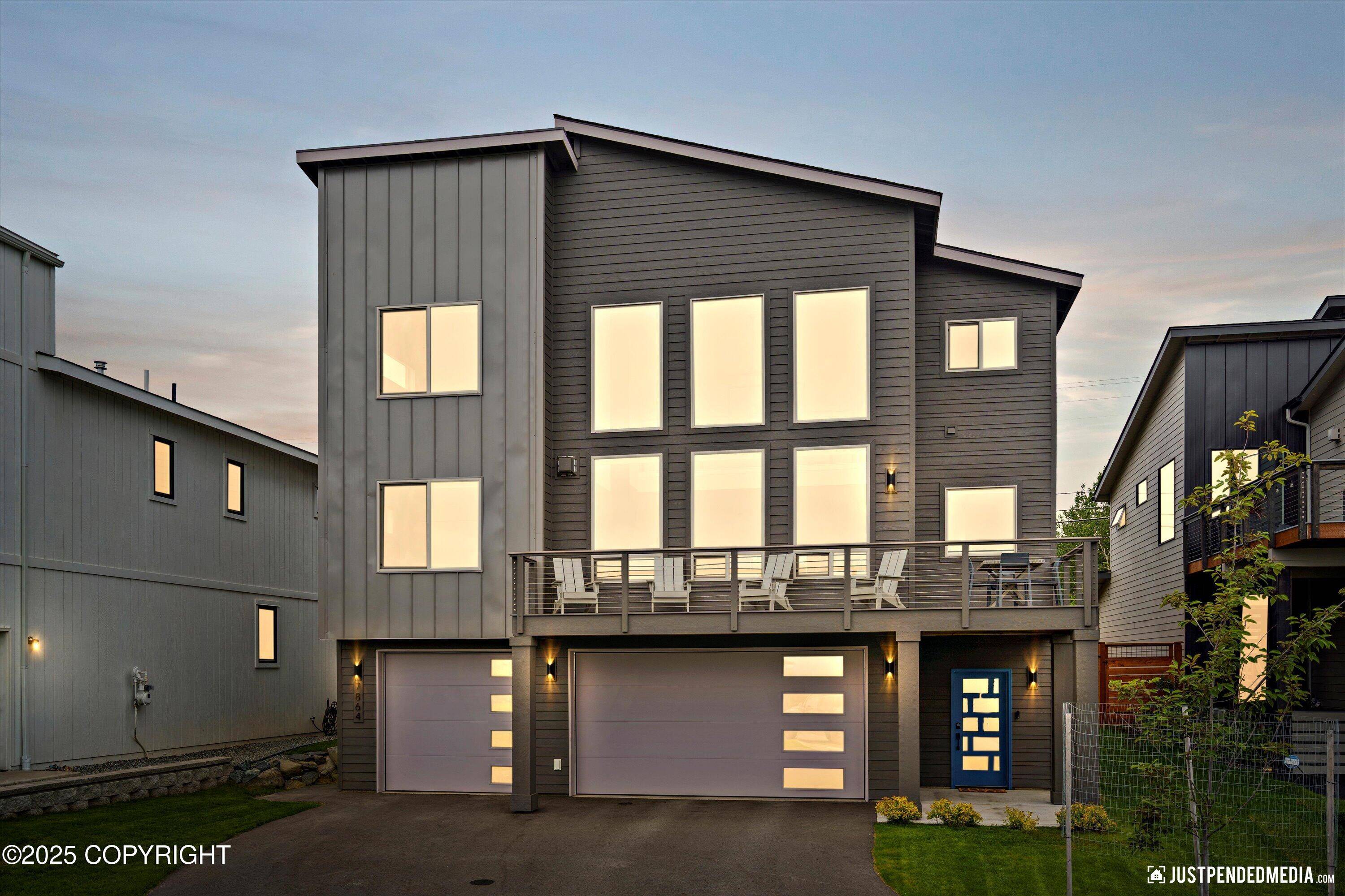 Anchorage, AK 99502,7864 Crane CIR