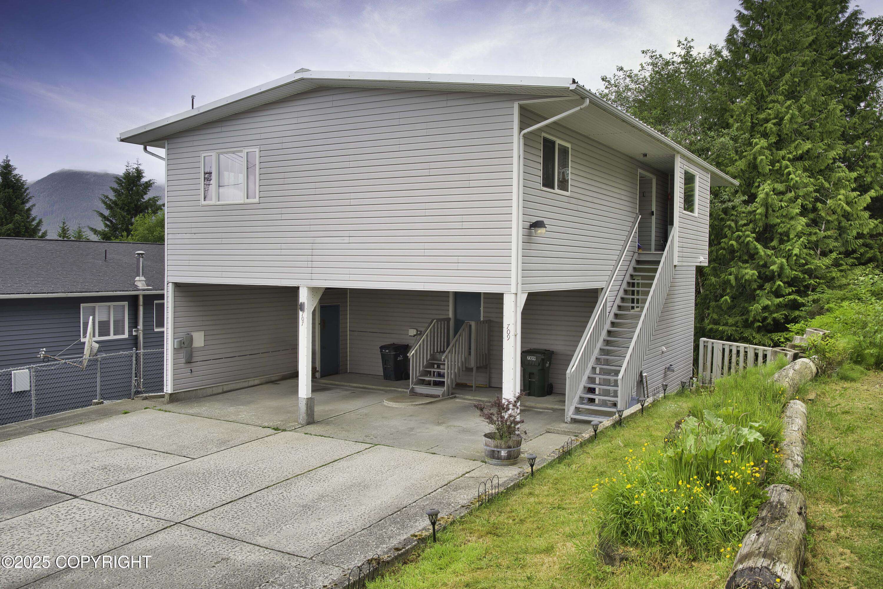 Ketchikan, AK 99901,707/709 Carlanna Lake RD