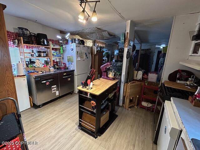 Anchorage, AK 99504,7505 Boundary AVE 42