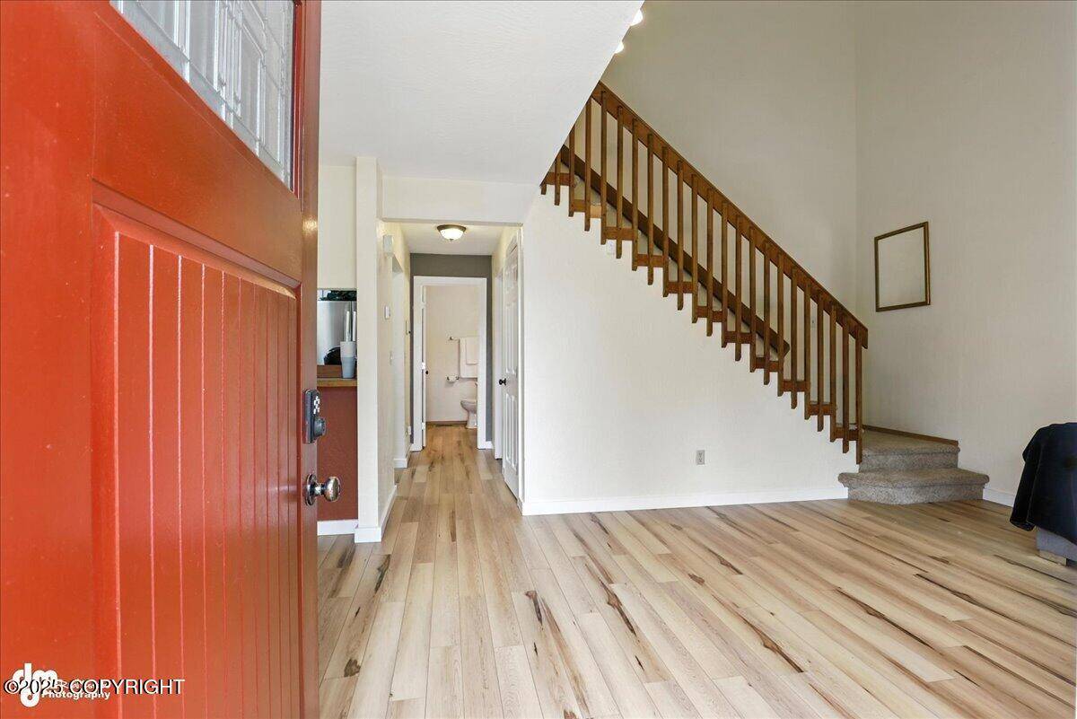 Anchorage, AK 99517,3413 Grissom CIR