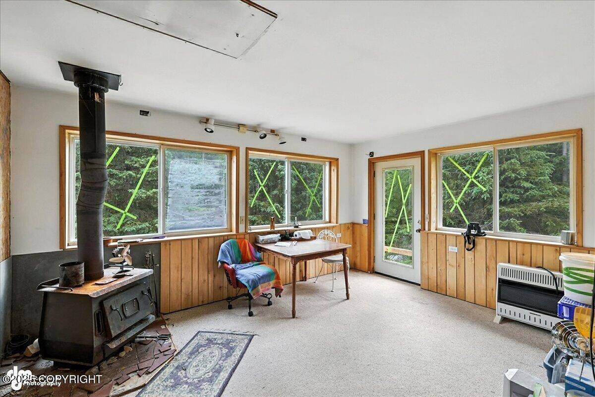 Hope, AK 99605,63735 Caribou LN