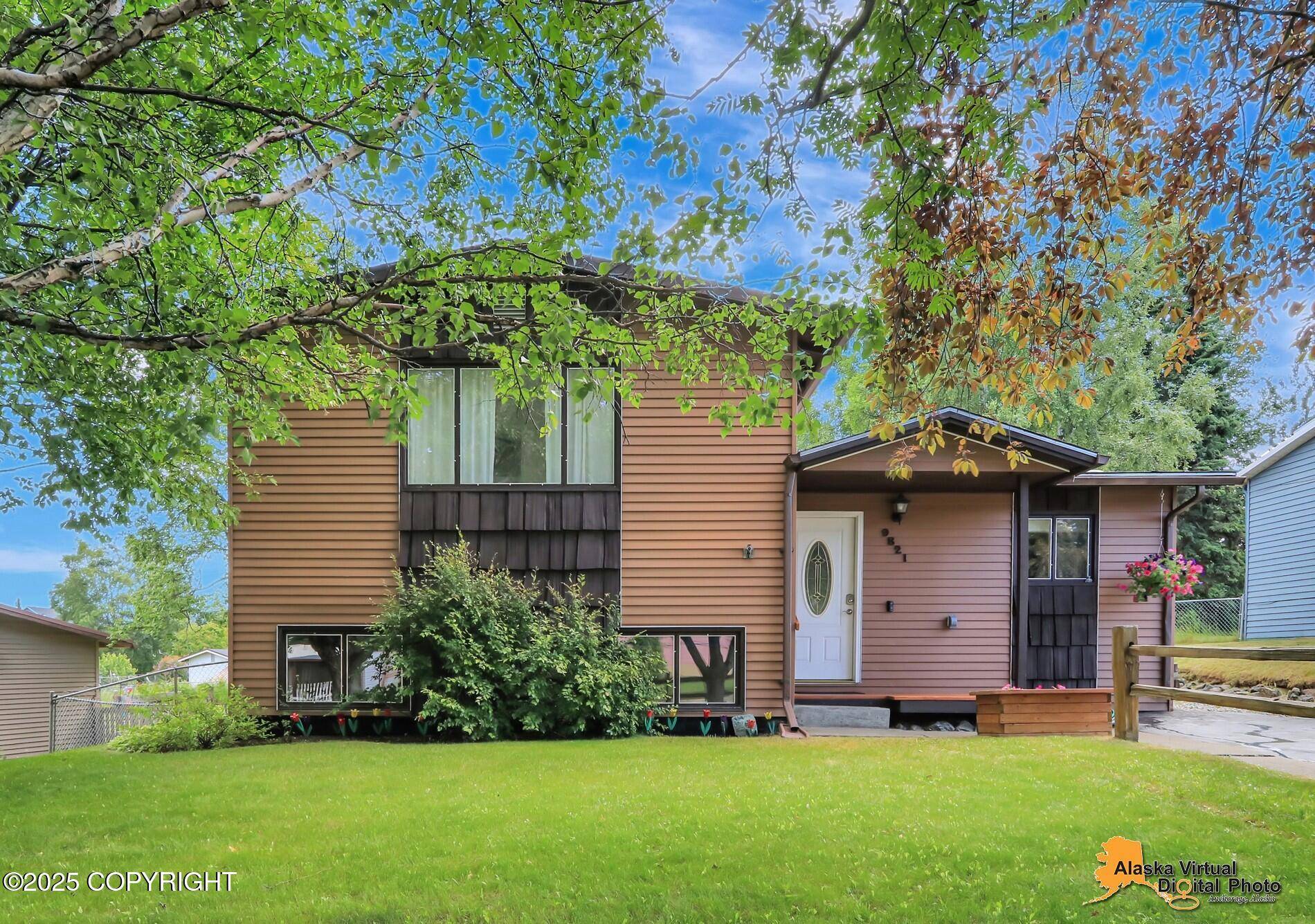 Anchorage, AK 99515,9821 Whitefish CIR