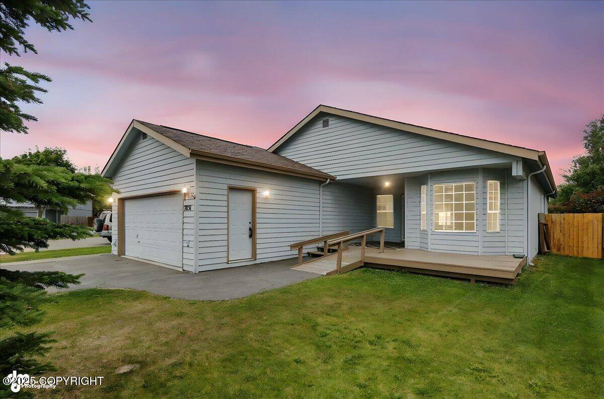 Anchorage, AK 99507,7851 Alpine View CIR