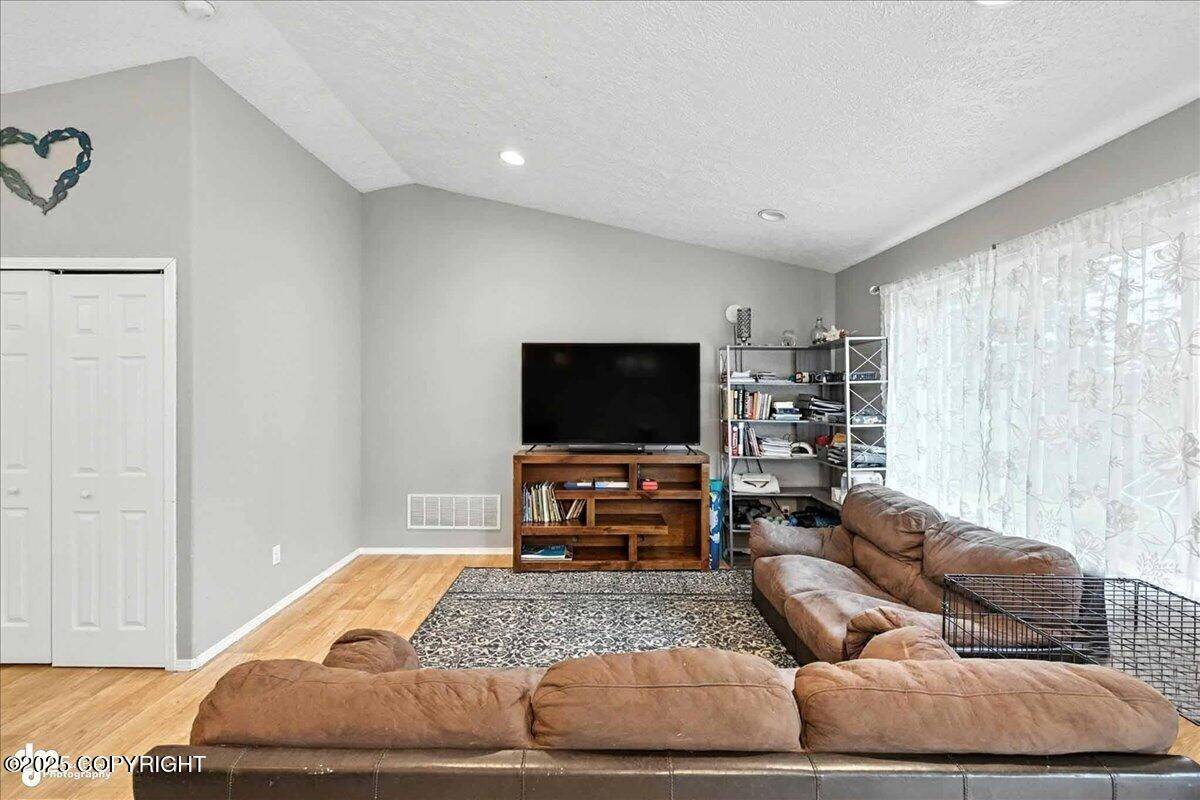 Soldotna, AK 99669,34443 Matanuska ST