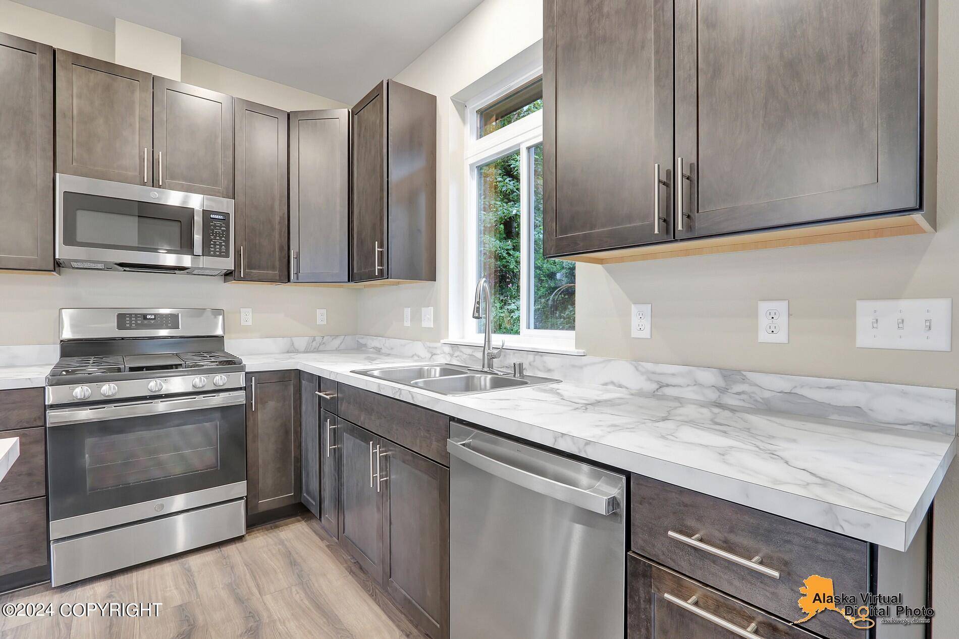 Eagle River, AK 99577,12229 Vista Ridge LOOP