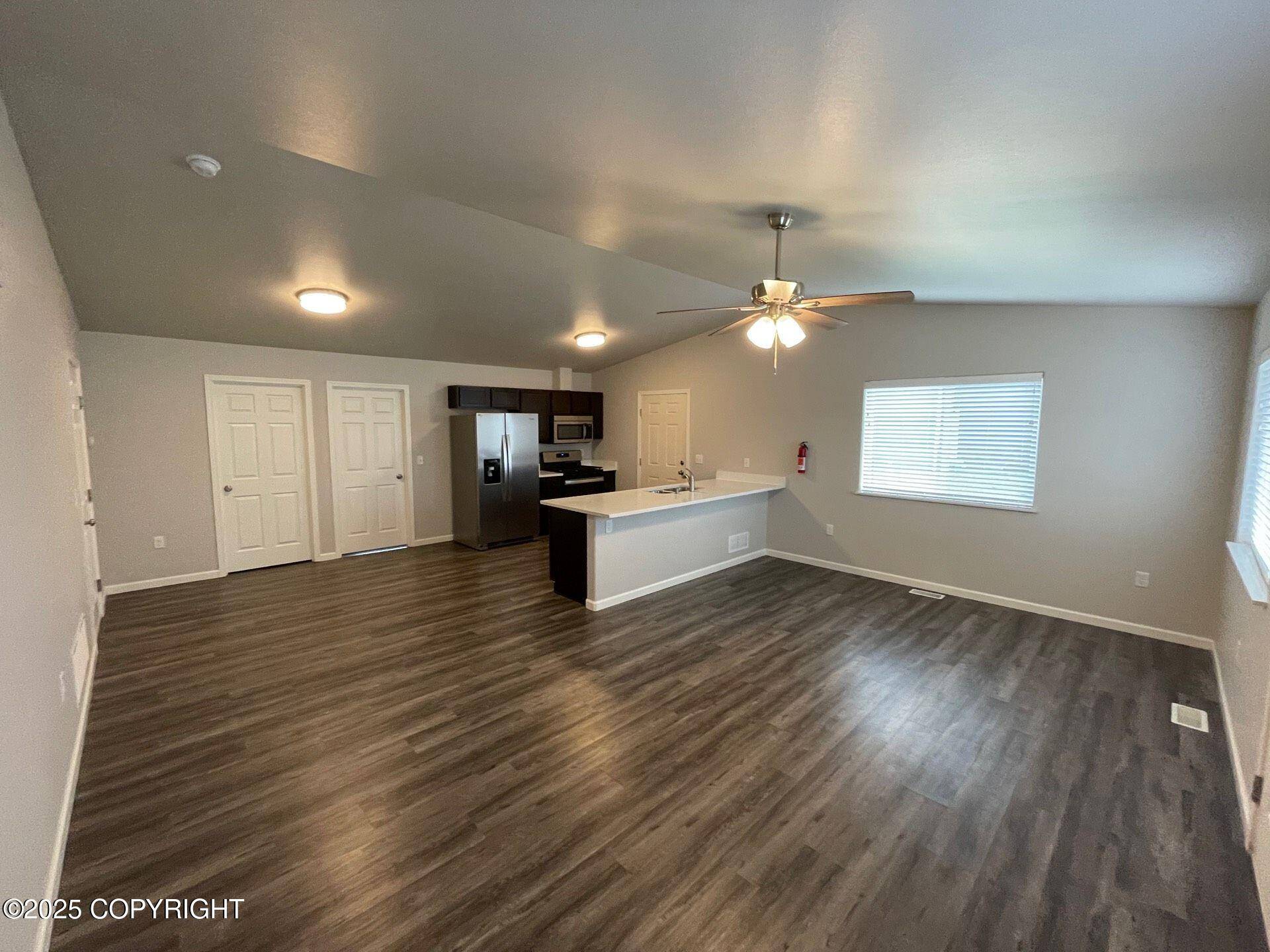 Wasilla, AK 99654,1571 N Tinitun CIR #B
