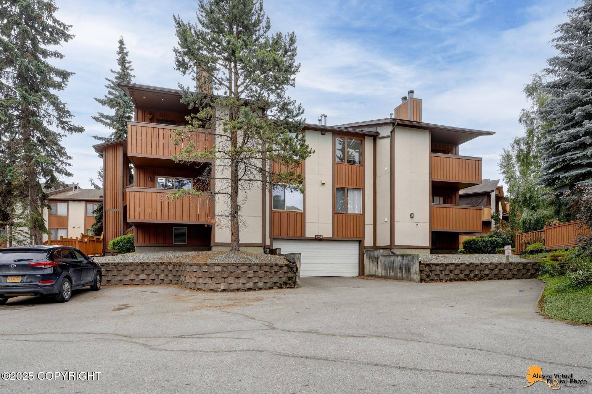 Anchorage, AK 99518,7260 Huntsmen CIR 2B