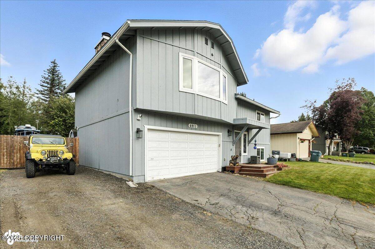 Anchorage, AK 99507,6911 Viburnum DR