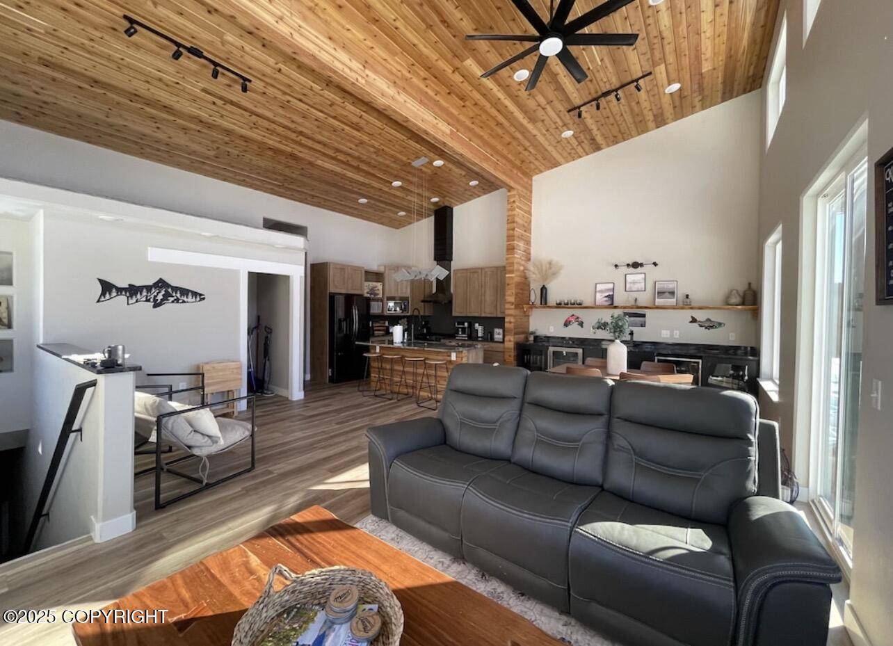 Soldotna, AK 99669,33366 Keystone DR #1