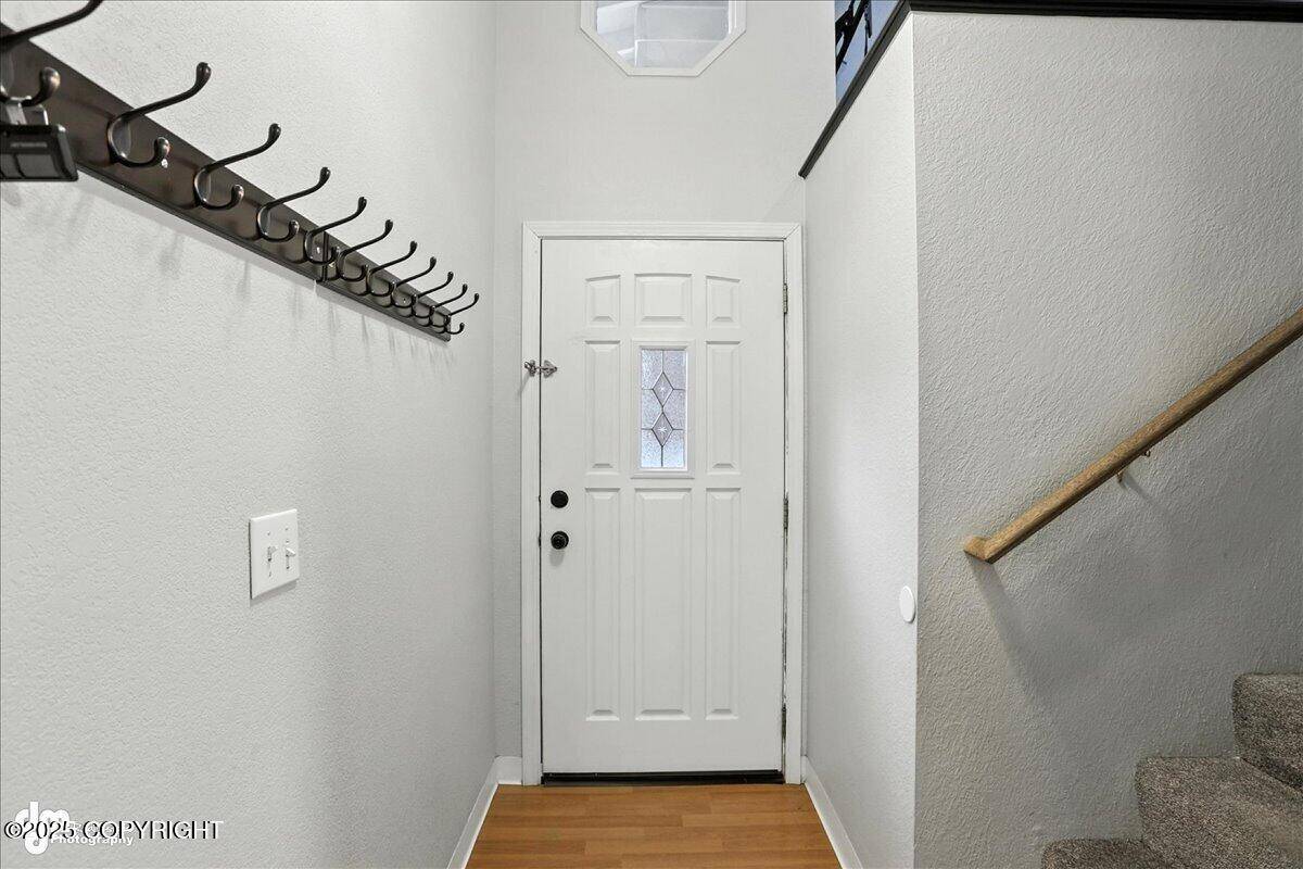 Anchorage, AK 99515,751 High View DR