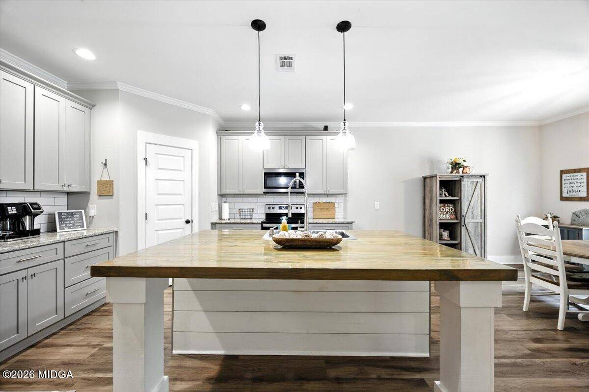 Macon, GA 31211,161 Fairway Circle