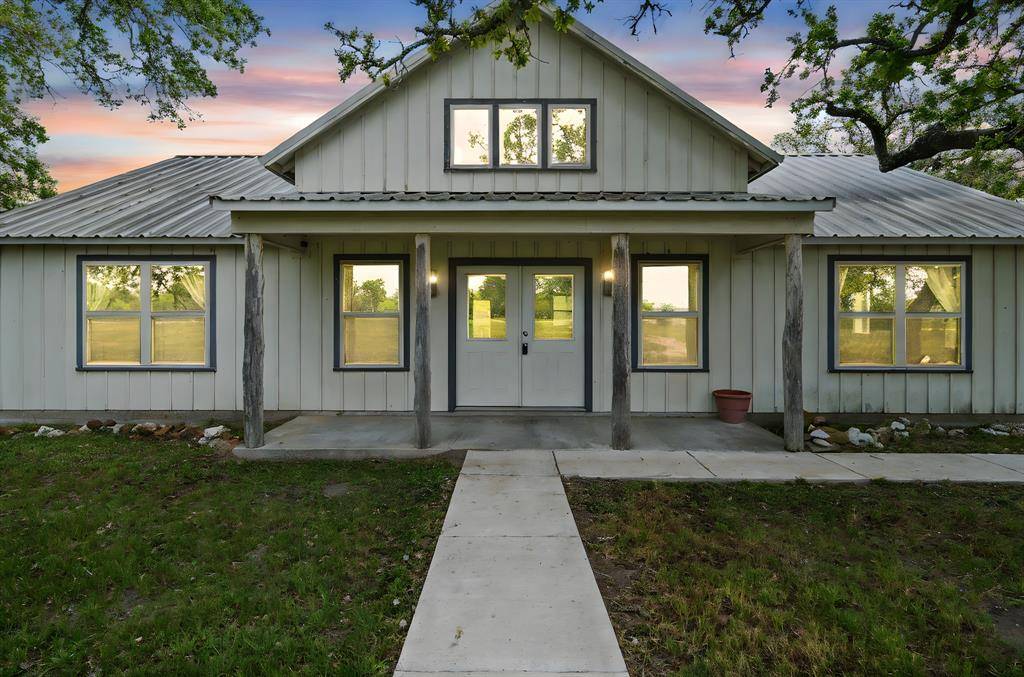 Giddings, TX 78942,1022 County Road 111