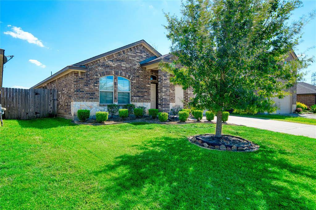 Baytown, TX 77521,4022 Greylag CT