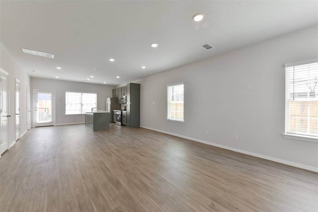 Houston, TX 77021,6835 New York ST