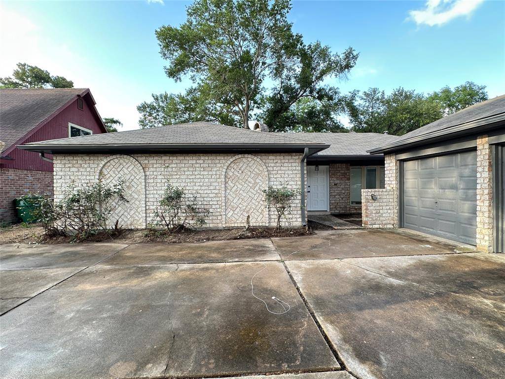 Houston, TX 77088,5926 Par Four Dr