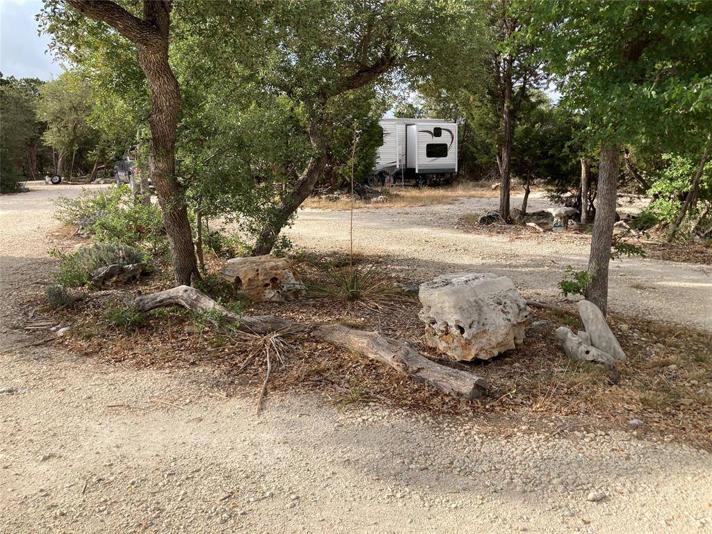 Fischer, TX 78623,167 Ghost Dancer