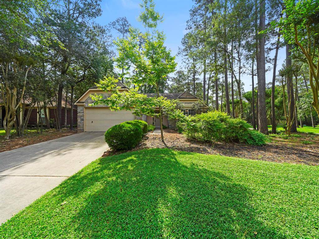 The Woodlands, TX 77381,2 Lush Meadow PL