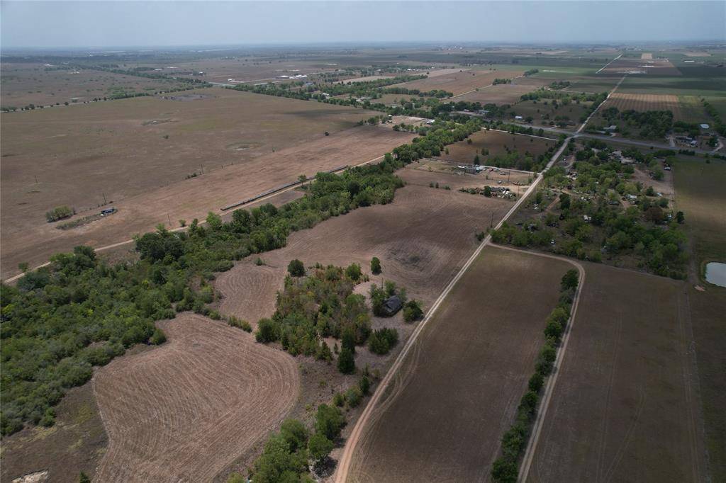 Wallis, TX 77485,000 Hatton RD