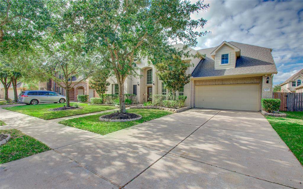 Sugar Land, TX 77479,4322 Pensacola Oaks LN