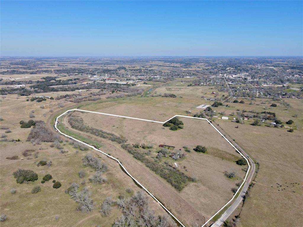 Hallettsville, TX 77964,866 County Road 1