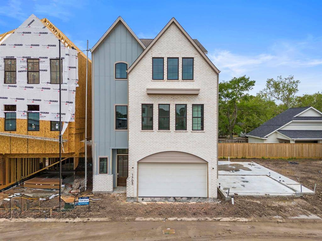 Houston, TX 77055,1705 Bologna LN
