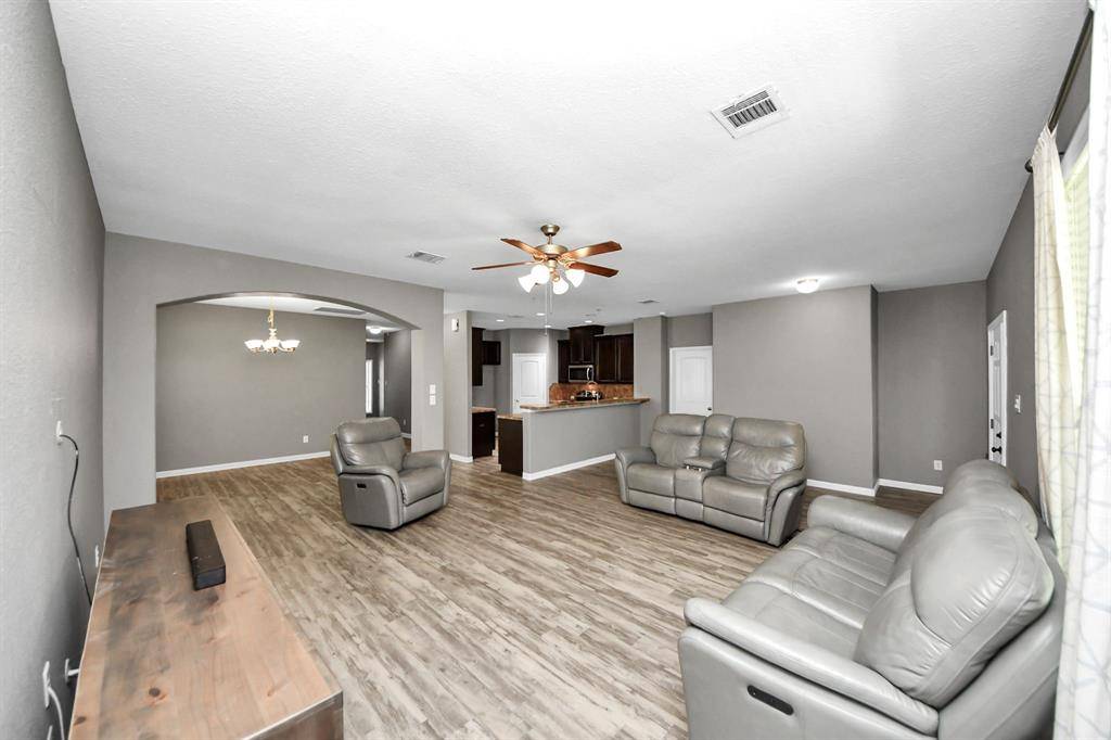 Crosby, TX 77532,2011 Halyard DR