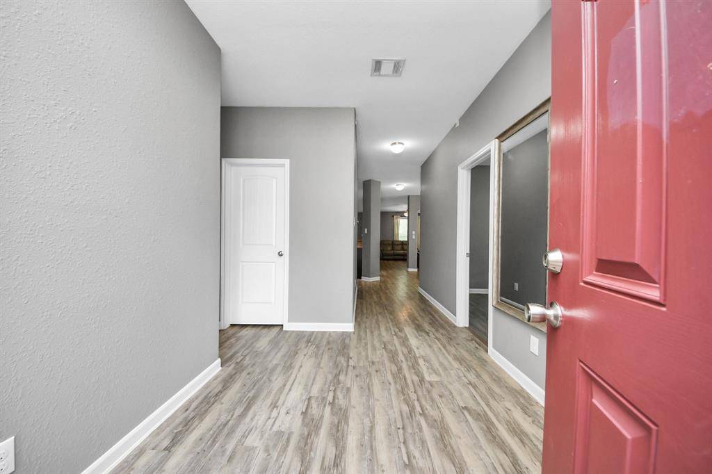 Crosby, TX 77532,2011 Halyard DR