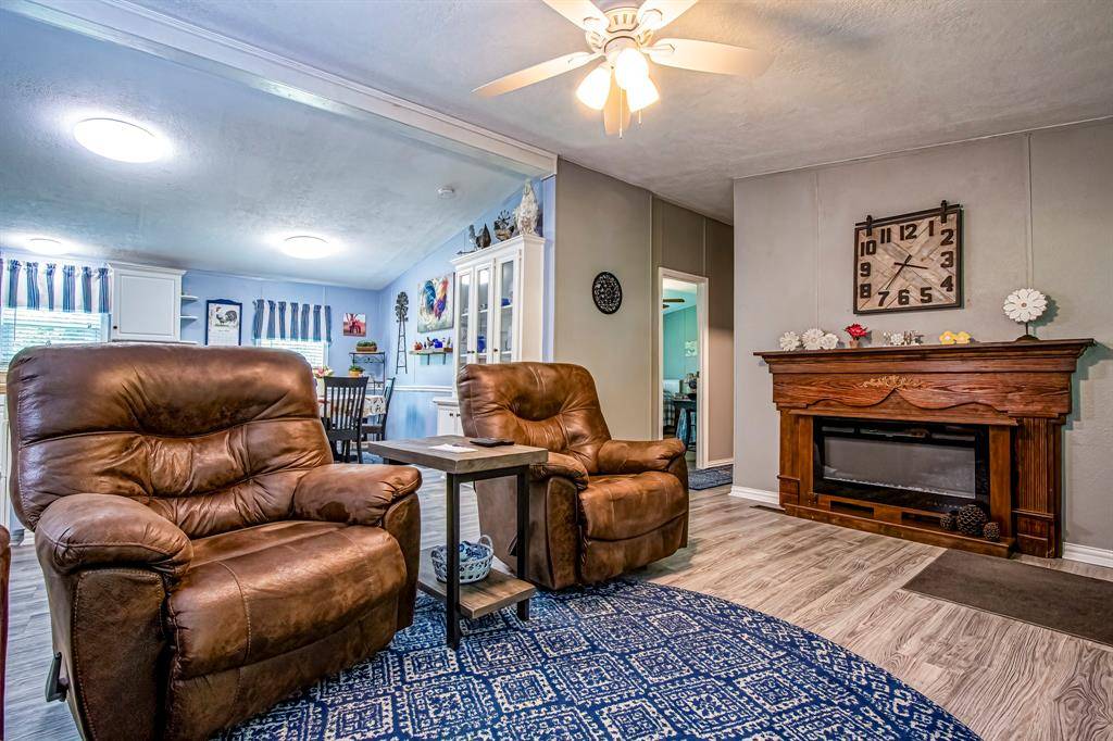 Trinity, TX 75862,142 Hounds Chase DR