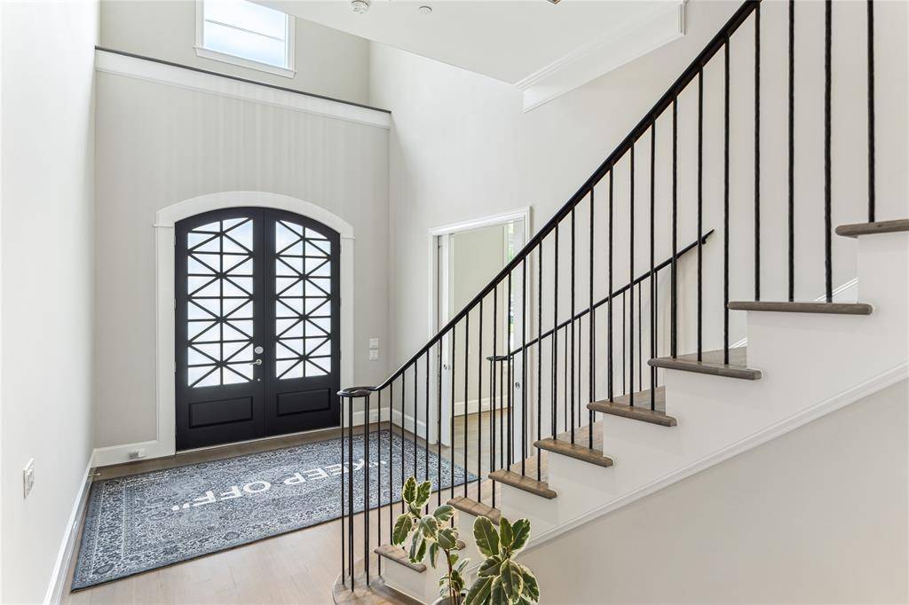 Bellaire, TX 77401,4613 Maple ST
