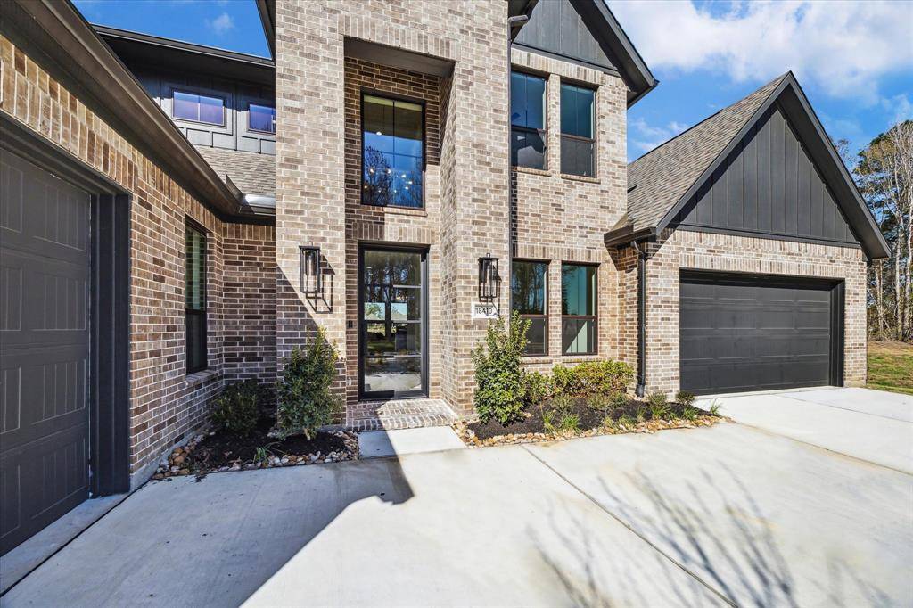 Conroe, TX 77302,18410 Madrigal Morning