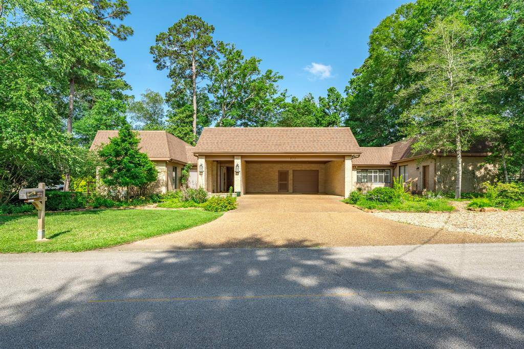 Conroe, TX 77304,272 Boca Raton DR
