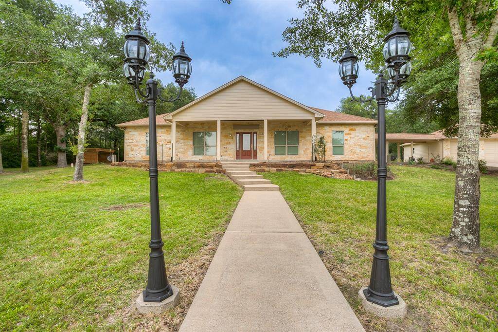 Huntsville, TX 77320,17 Emerald Oaks CT