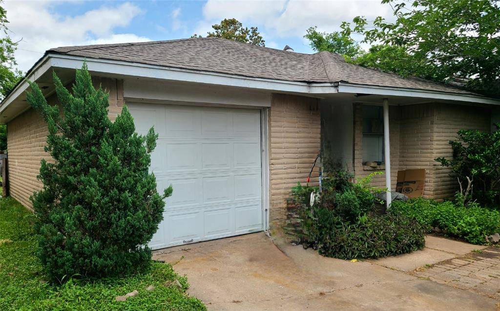 Houston, TX 77053,4826 Macridge BLVD