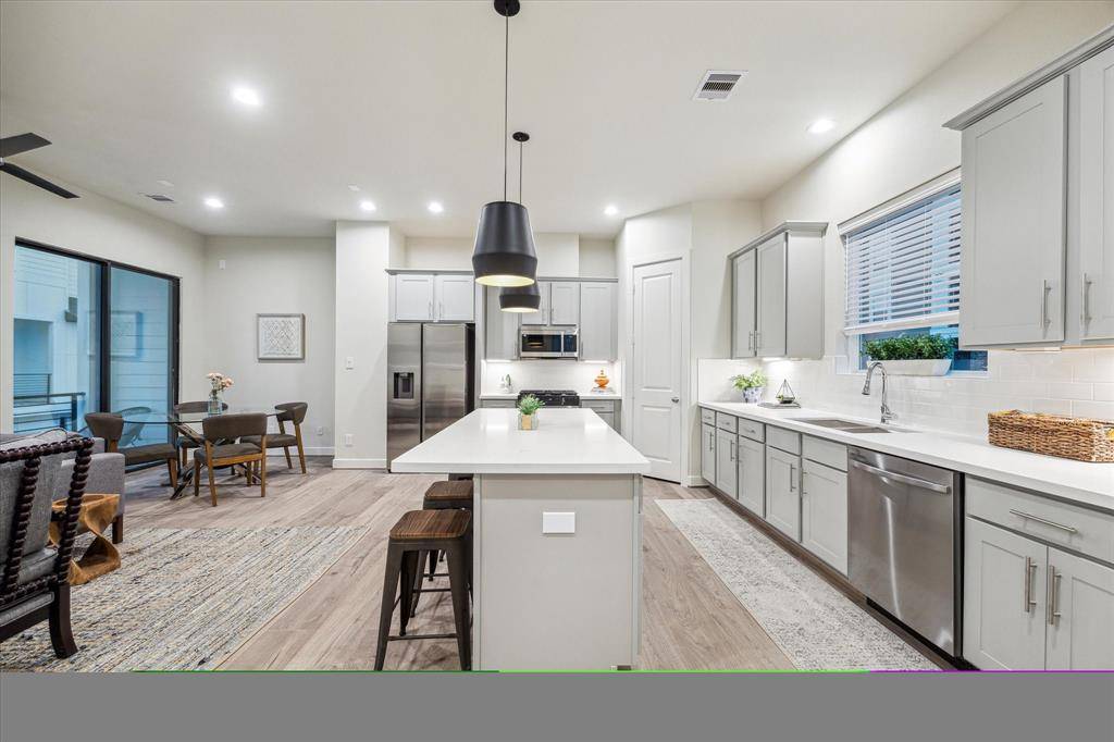 Houston, TX 77055,8502 Kolbe Village Way