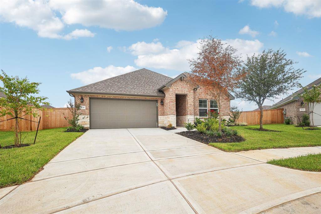 Pearland, TX 77584,5216 Cypress Rose DR