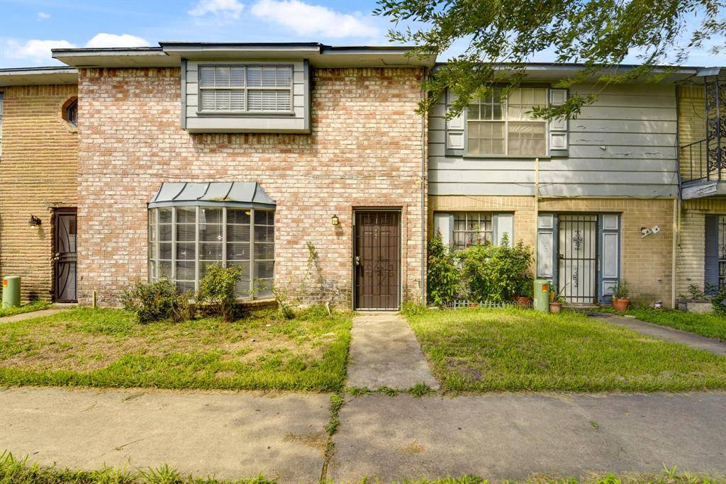 Houston, TX 77060,128 Goodson DR #128