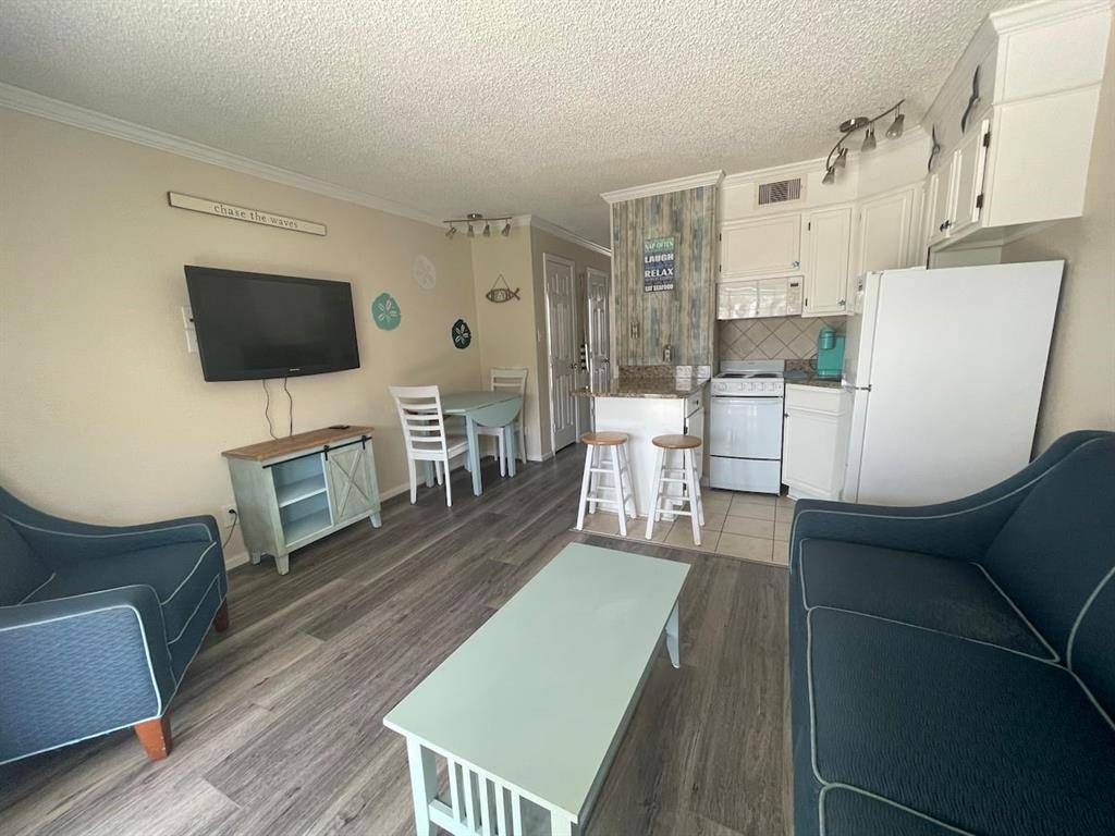 Galveston, TX 77551,6102 Seawall BLVD #181