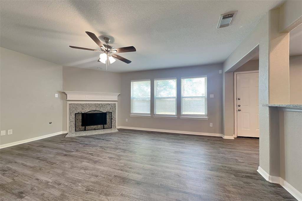 Richmond, TX 77407,17727 Barton Point LN