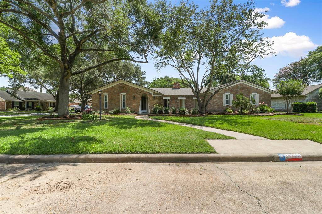 Houston, TX 77058,18203 Caprice LN