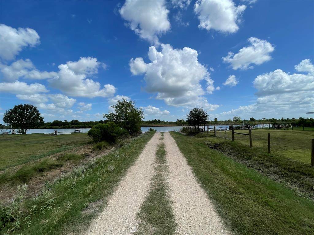 Angleton, TX 77515,2661 County Road 807 Bayou ST