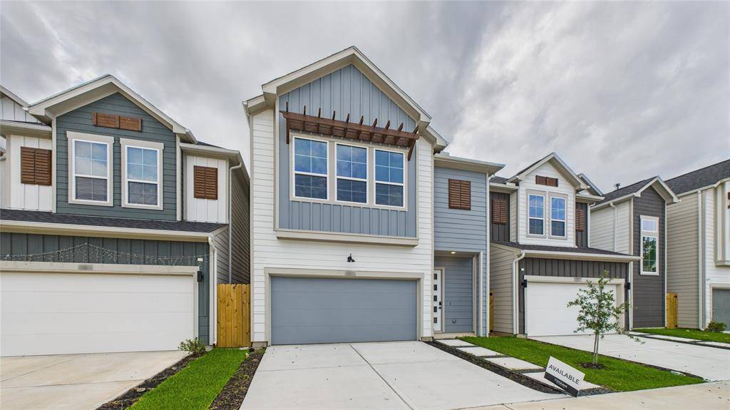 Houston, TX 77091,5813 Highland Sky LN