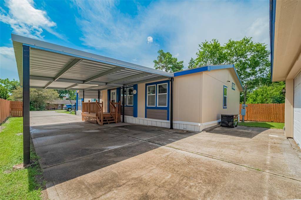 La Porte, TX 77571,3233 Clarksville ST