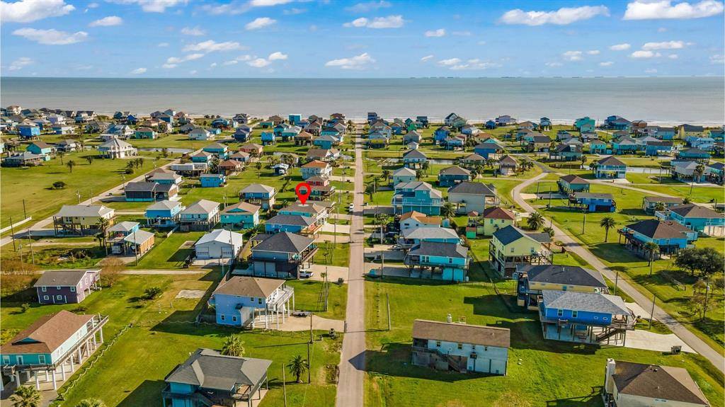 Crystal Beach, TX 77650,930 Eastview