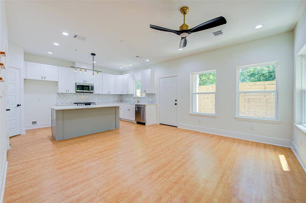 Houston, TX 77021,3634 Dreyfus AVE