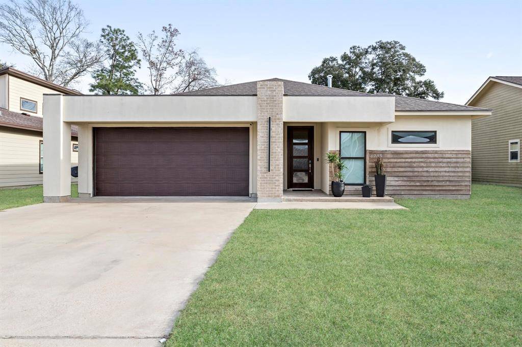 Beaumont, TX 77708,6735 Chase ST