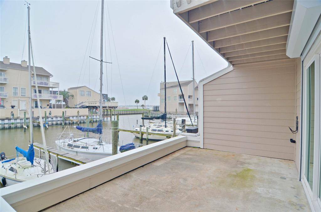 Seabrook, TX 77586,18 Mariner Village DR