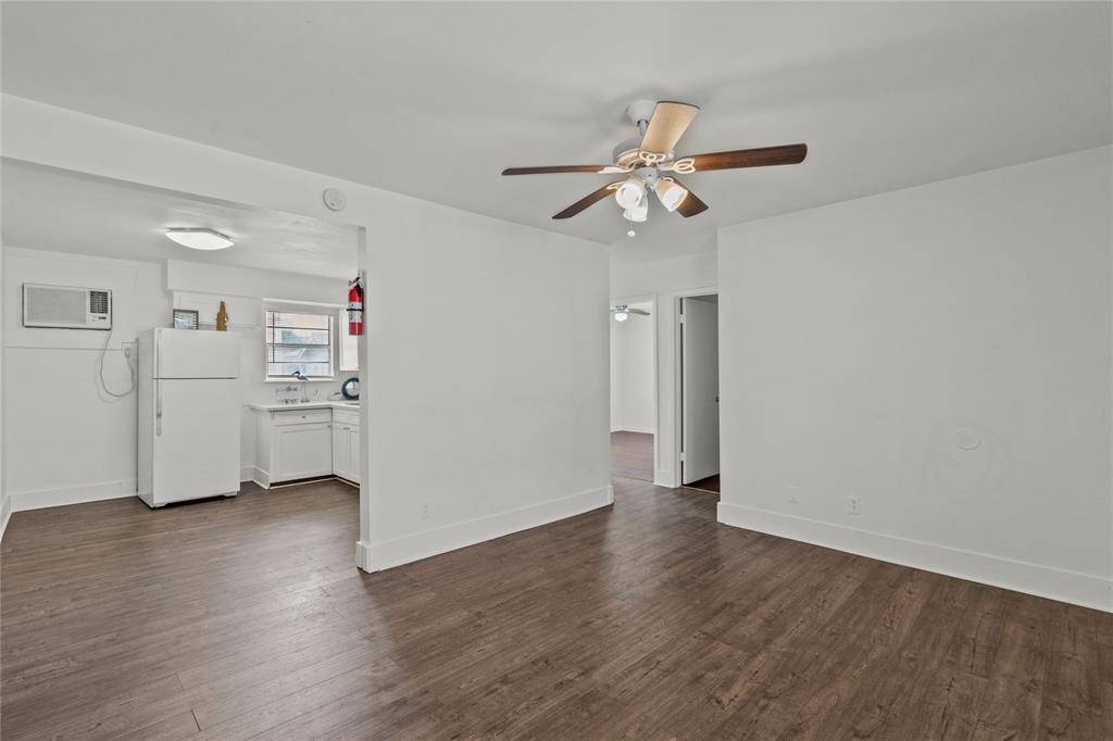 Galveston, TX 77550,918 Winnie ST #110